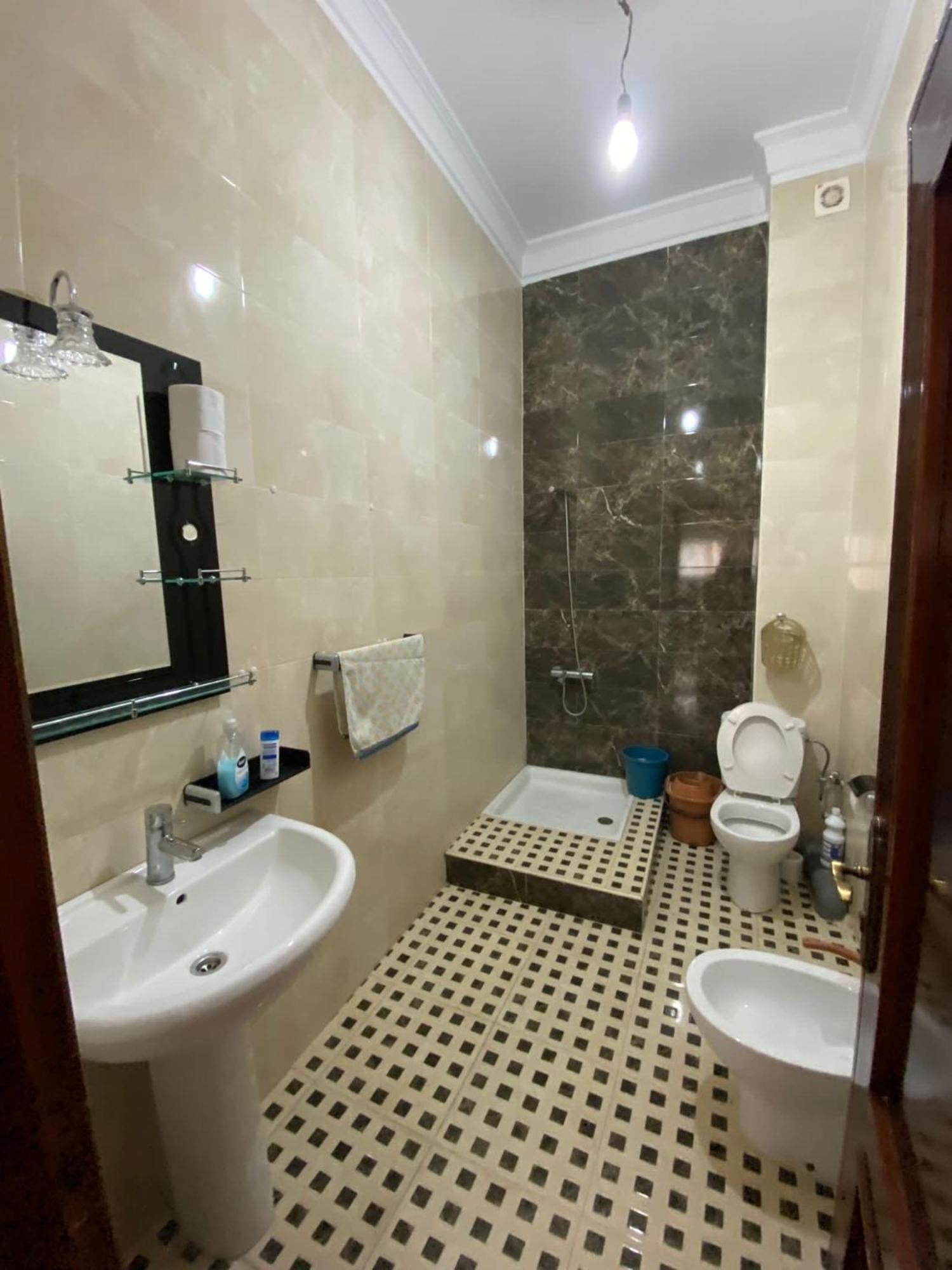 Appartement Martil 3 Chambres Proche De Centre Ville 5Mn A Pied Et La Plage 10Mn A Pied Et 10Mn De Aeroport Tetouan En Voiture Экстерьер фото